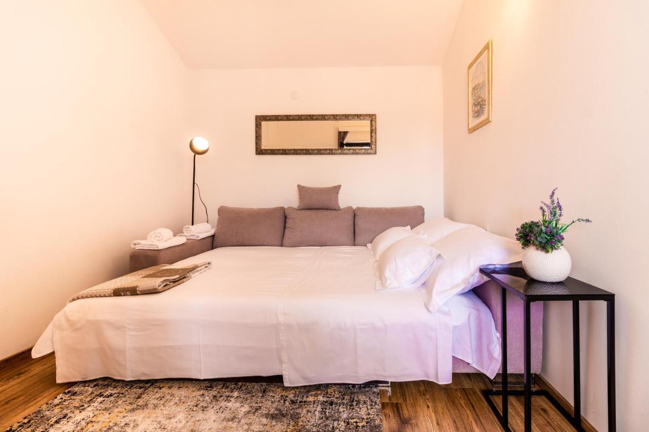 Sunny Beach Apartment Lavica Podstrana Luaran gambar