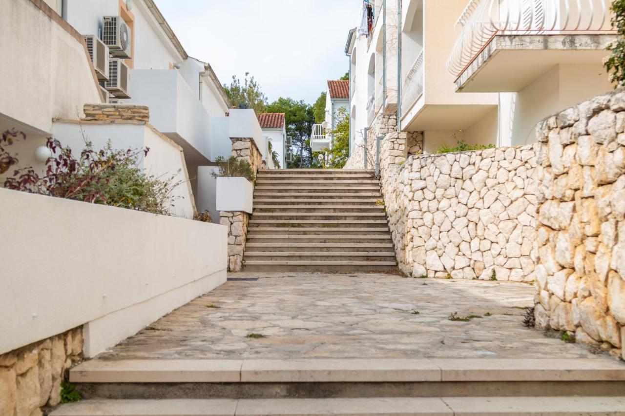 Sunny Beach Apartment Lavica Podstrana Luaran gambar