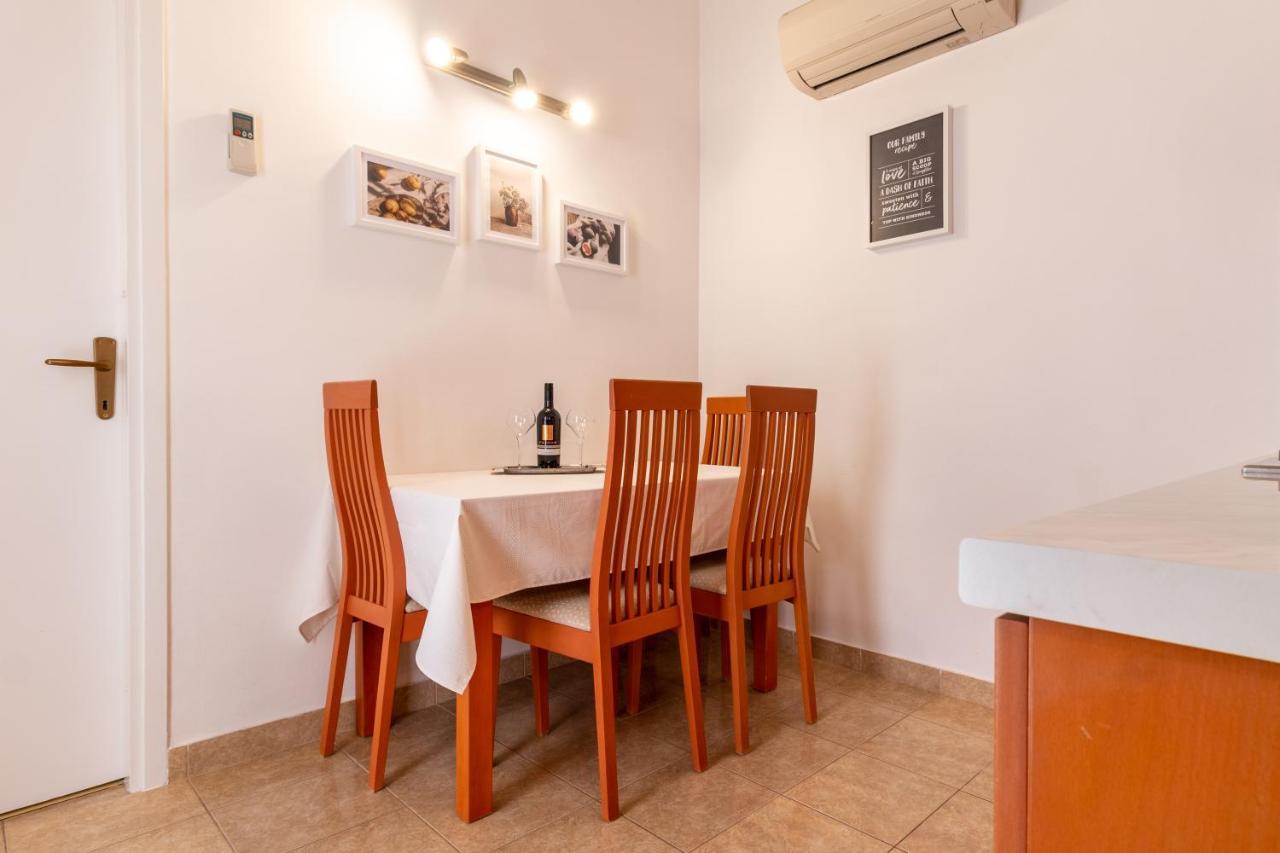 Sunny Beach Apartment Lavica Podstrana Luaran gambar