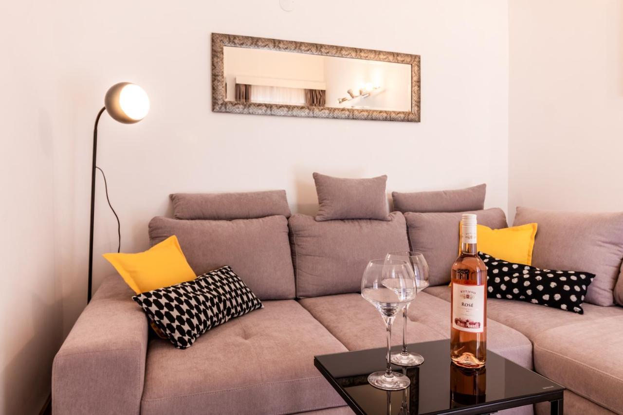 Sunny Beach Apartment Lavica Podstrana Luaran gambar