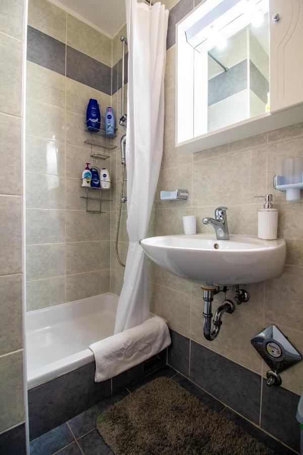 Sunny Beach Apartment Lavica Podstrana Luaran gambar